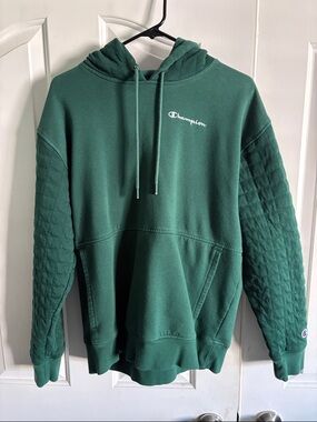 Champion Men’s Dark Green Quilted Sleeve Hoodie
